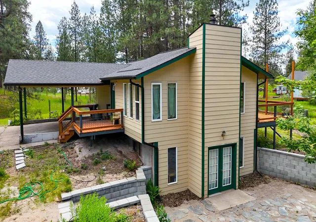 Photo 3 of Single family home for sale at 35725 Carlyle Ln, Ronan, MT 59864 | MLS# 30073518 | Listing updated on 2026-08-01