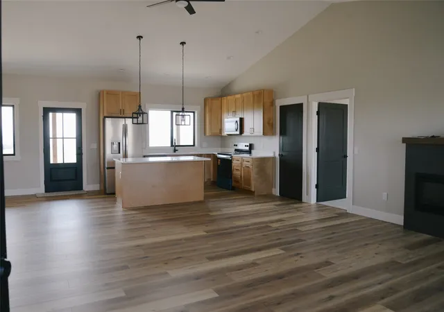 Photo 4 of Single family home for sale at 189 Skyview Ln, Townsend, MT 59644 | MLS# 30073565 | Listing updated on 2026-08-04