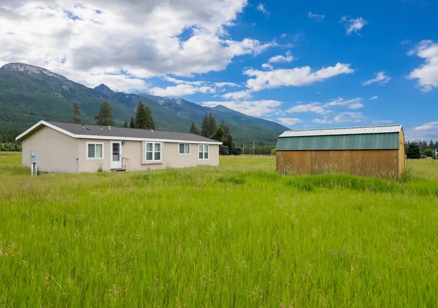 Homes for sale in Polson, MT | 39943 Mountain View Rd, Polson, MT 59860 | MLS# 30073289