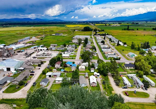 34th image of 1110 Main St Sw, Ronan, MT 59864 | MLS# 30073627