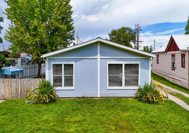 Photo 3 of Manufactured home for sale at 1110 Main St Sw, Ronan, MT 59864 | MLS# 30073627 | Listing updated on 2026-08-26