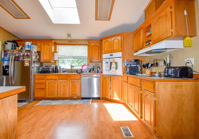 Photo 3 of Manufactured home for sale at 1110 Main St SW, Ronan, MT 59864 | MLS# 30073627 | Listing updated on 2026-08-26