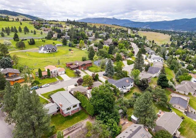 38th image of 702 Polaris Wy, Missoula, MT 59803 | MLS# 30073073