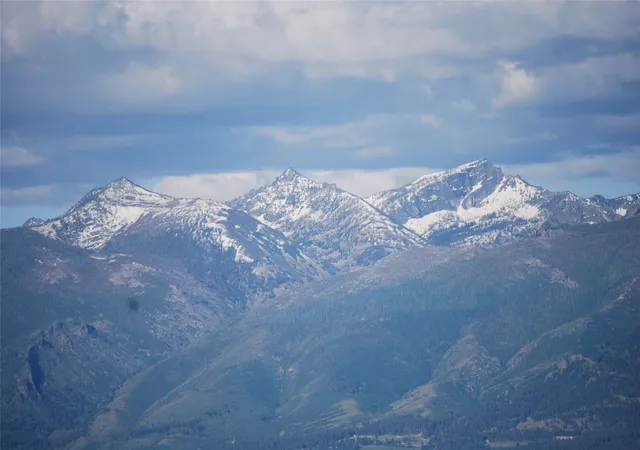 35th image of 935 Moon Shadow Ln, Stevensville, MT 59870 | MLS# 30072999