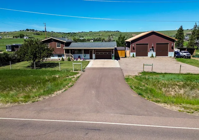 2nd image of 4600 Fox Farm Rd, Great Falls, MT 59404 | MLS# 30073743