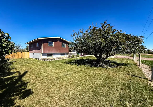 4th image of 4600 Fox Farm Rd, Great Falls, MT 59404 | MLS# 30073743