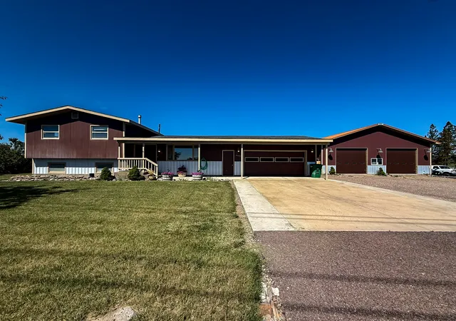 5th image of 4600 Fox Farm Rd, Great Falls, MT 59404 | MLS# 30073743
