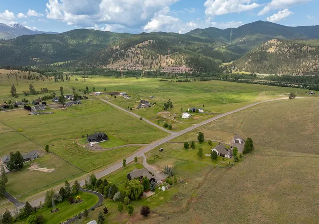 50th image of 7202 Lower Miller Creek Rd, Missoula, MT 59803 | MLS# 30073081