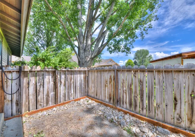 35th image of 1150 Pine St #A, Hamilton, MT 59840 | MLS# 30073705