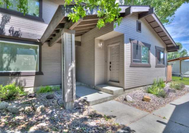 3rd image of 1150 Pine St #A, Hamilton, MT 59840 | MLS# 30073705