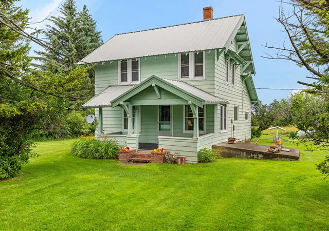 1st image of 6058 Cottonwood Creek Rd, Lewistown, MT 59457 | MLS# 30073871