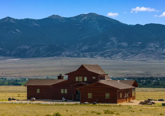 Photo 5 of Single family home for sale at 77 Valley View Dr, Twin Bridges, MT 59754 | MLS# 30073885 | Listing updated on 2026-07-01