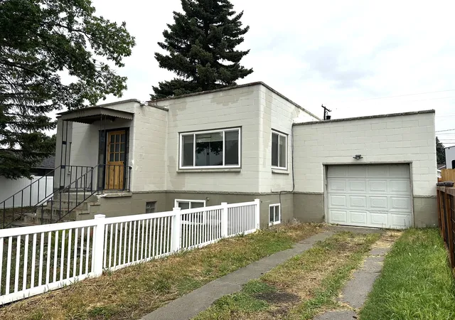 1st image of 2405 Ottawa St, Butte, MT 59701 | MLS# 30073890