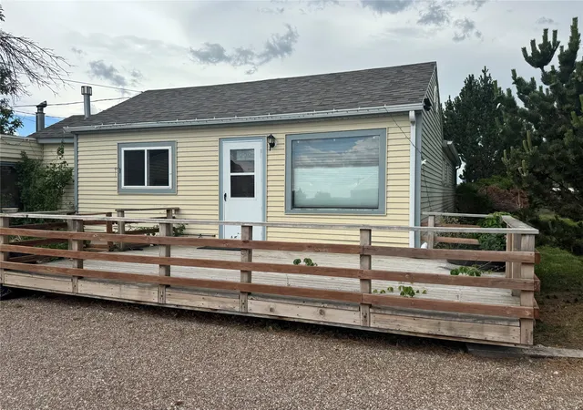 Homes for sale in Great Falls, MT | 1525 7th St S, Great Falls, MT 59405 | MLS# 30073201