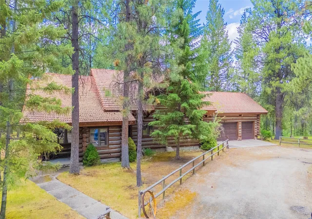 2nd image of 2133 Lost Horse Trl, Hamilton, MT 59840 | MLS# 30073241