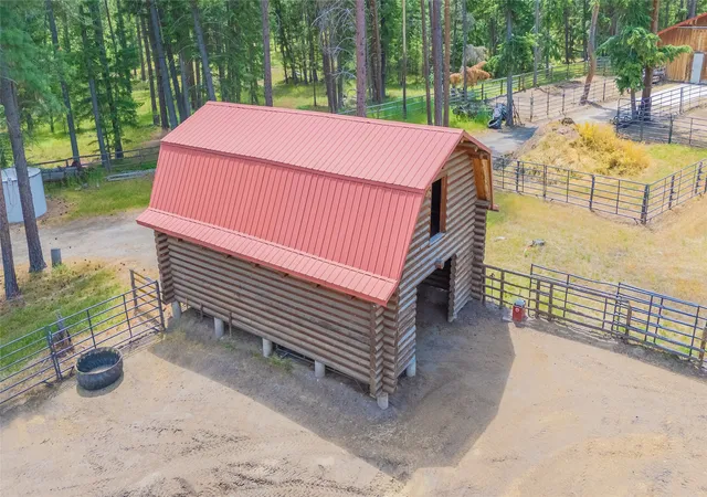 4th image of 2133 Lost Horse Trl, Hamilton, MT 59840 | MLS# 30073241
