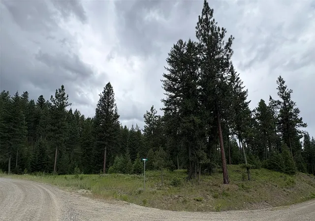Homes for sale in Eureka, MT | 65 Elmhurst Wy, Eureka, MT 59917 | MLS# 30073950