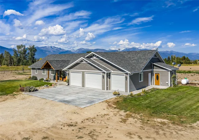 2nd image of 400 Cochell Wy, Corvallis, MT 59828 | MLS# 30073953