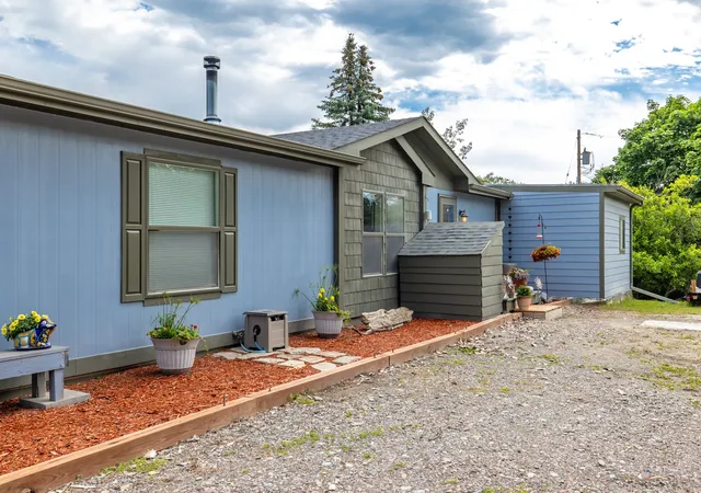 4th image of 1129 Bierney Creek Rd, Lakeside, MT 59922 | MLS# 30073048