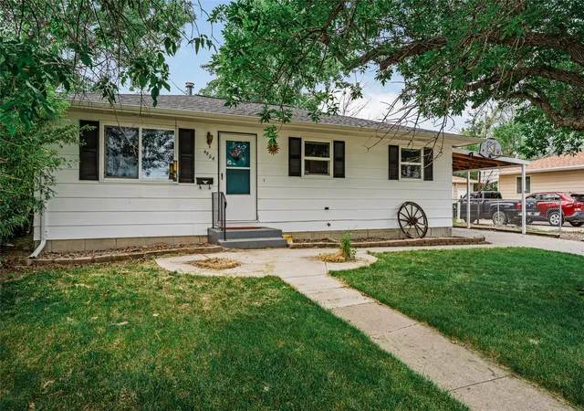 2nd image of 4806 3rd Ave S, Great Falls, MT 59405 | MLS# 30073844
