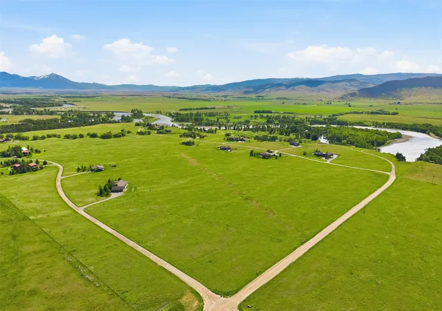 Homes for sale in Livingston, MT | 16 Cutthroat Ln, Livingston, MT 59047 | MLS# 30074004