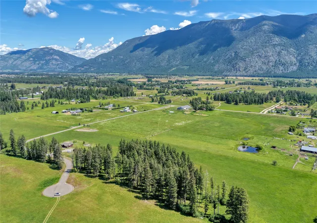 2nd image of 250 Patriots Ln, Columbia Falls, MT 59912 | MLS# 30074033