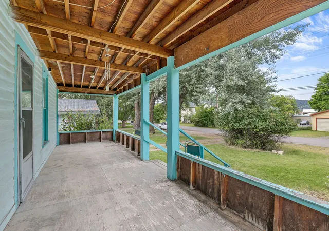 Homes for sale in Kalispell, MT | 1531 5Th Ave E, Kalispell, MT 59901 | MLS# 30073492