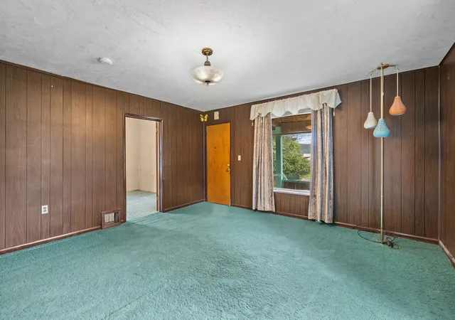 Homes for sale in Kalispell, MT | 1531 5Th Ave E, Kalispell, MT 59901 | MLS# 30073492