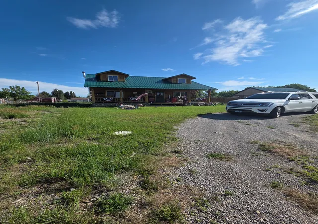 Homes for sale in Choteau, MT | 805 3Rd St Sw, Choteau, MT 59422 | MLS# 30074095