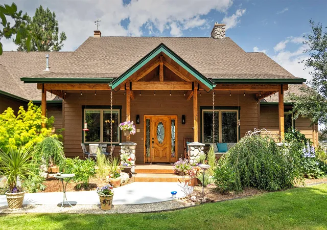 1st image of 3229 Lupine Ln, Stevensville, MT 59870 | MLS# 30073807