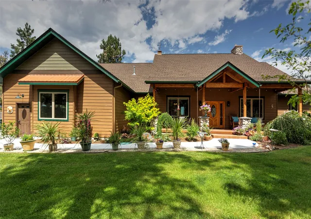 2nd image of 3229 Lupine Ln, Stevensville, MT 59870 | MLS# 30073807