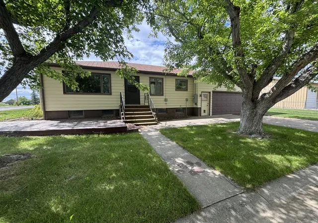 Homes for sale in Shelby, MT | 415 Jimmy Ave, Shelby, MT 59474 | MLS# 30074252