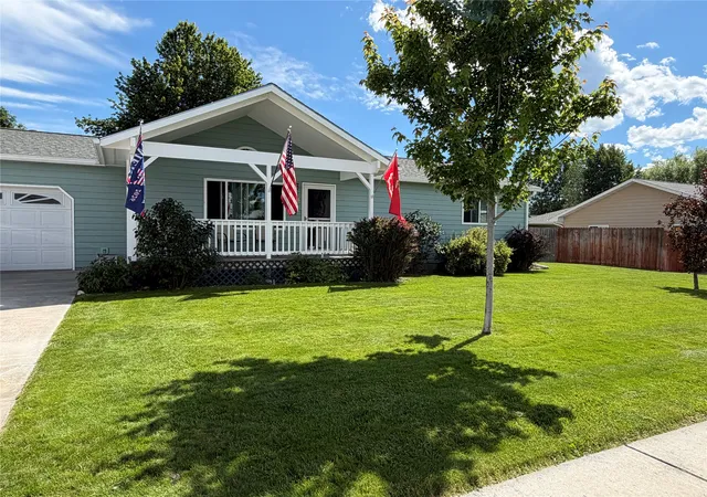 3rd image of 324 Heritage St, Stevensville, MT 59870 | MLS# 30074181