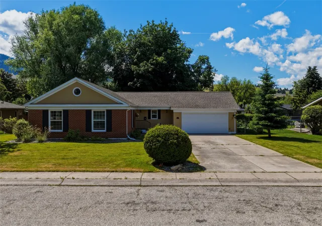 2nd image of 3812 Bellecrest Dr, Missoula, MT 59801 | MLS# 30074007