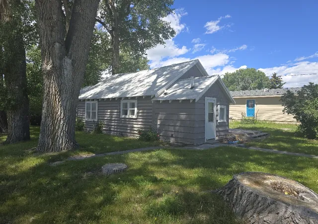 Homes for sale in Choteau, MT | 513 3rd Ave Sw, Choteau, MT 59422 | MLS# 30074271