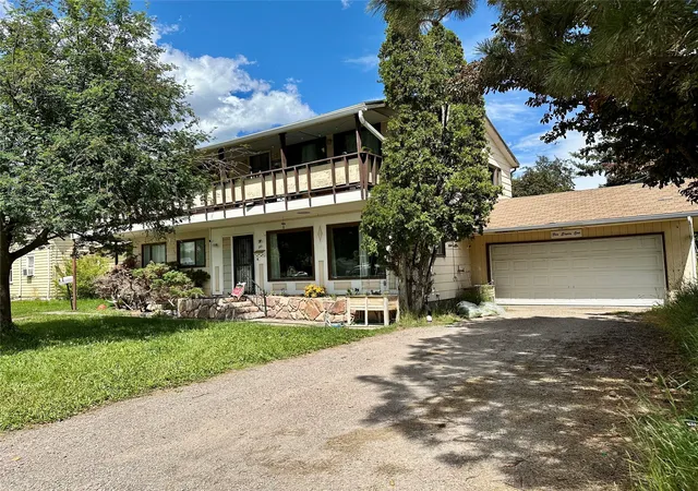 Photo 2 of Multi family home for sale at 654 E Washington St #1, Kalispell, MT 59901 | MLS# 30074264 | Listing updated on 2026-08-29