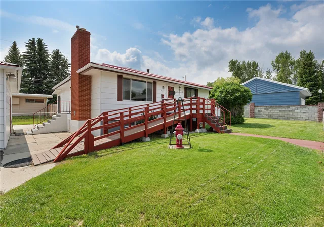 Homes for sale in Anaconda, MT | 423 Linden St, Anaconda, MT 59711 | MLS# 30074313
