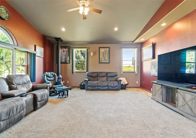 5th image of 3 Stagecoach Rd, East Helena, MT 59635 | MLS# 30073209