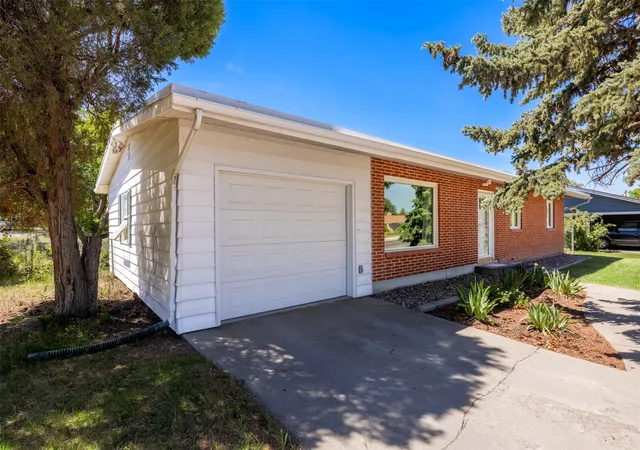 2nd image of 1923 E Broadway St, Helena, MT 59601 | MLS# 30074058