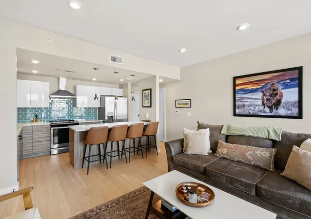 2nd image of 476 Enterprise Blvd #302, Bozeman, MT 59718 | MLS# 30074430