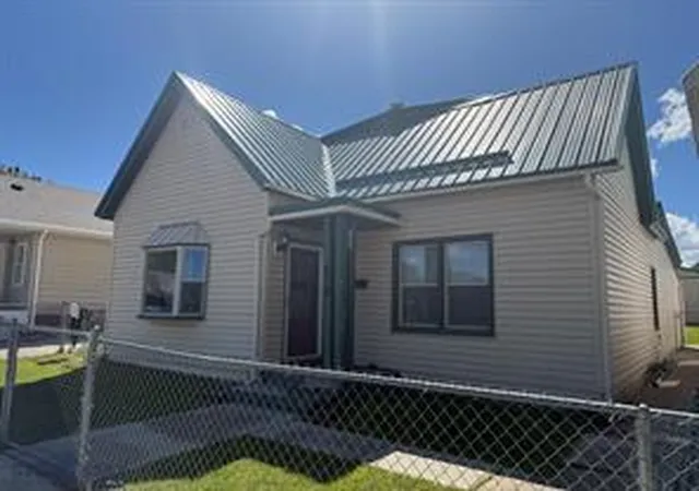 Photo 1 of Single family home for sale at 616 Cedar St, Anaconda, MT 59711 | MLS# 30074521 | Listing updated on 2026-09-01