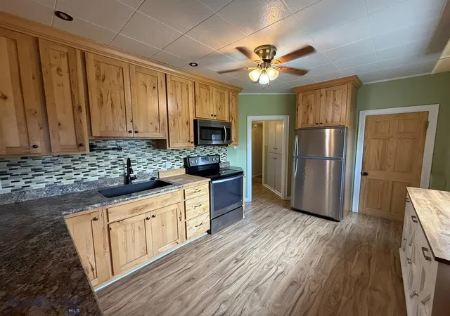 Photo 4 of Single family home for sale at 616 Cedar St, Anaconda, MT 59711 | MLS# 30074521 | Listing updated on 2026-09-01