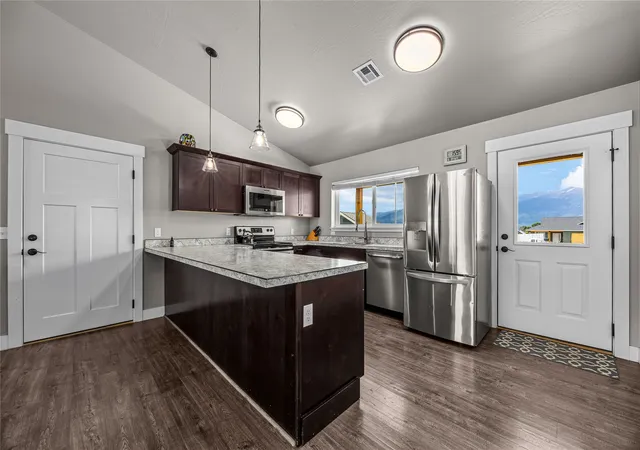 3rd image of 3587 Trading Post Ln, Stevensville, MT 59870 | MLS# 30074535