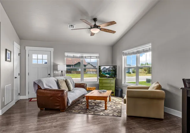 5th image of 3587 Trading Post Ln, Stevensville, MT 59870 | MLS# 30074535