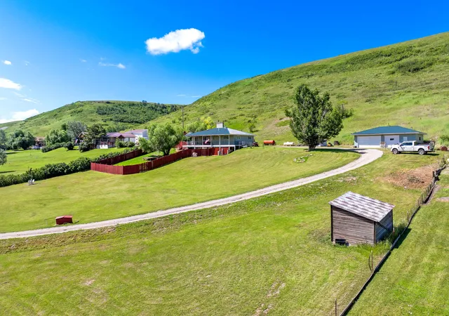 4th image of 6 Neel Creek Rd, Belt, MT 59412 | MLS# 30074479