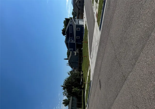 2nd image of 602 S Davis St, Missoula, MT 59801 | MLS# 30073381