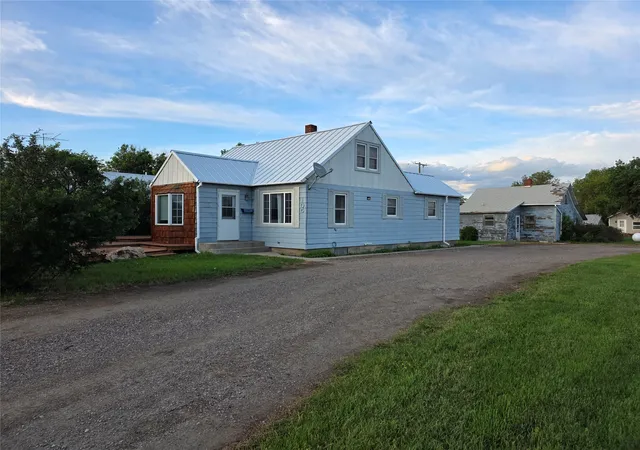 Photo 1 of Single family home for sale at 105 2nd Avenue Nw, Dutton, MT 59433 | MLS# 30074581 | Listing updated on 2026-07-24