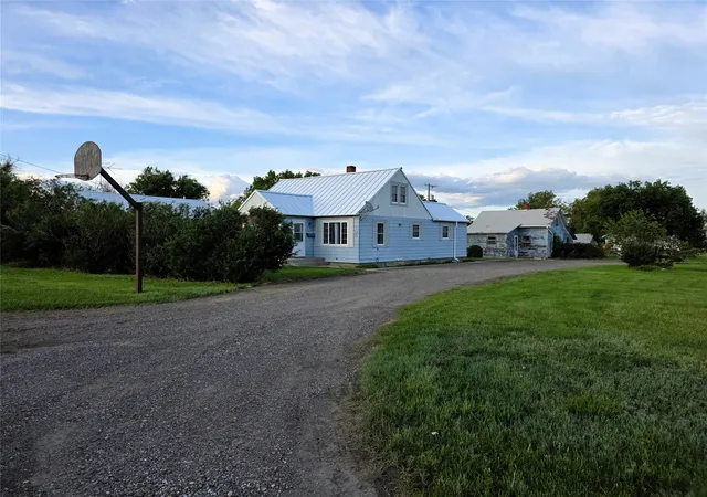 Photo 2 of Single family home for sale at 105 2nd Avenue Nw, Dutton, MT 59433 | MLS# 30074581 | Listing updated on 2026-07-24