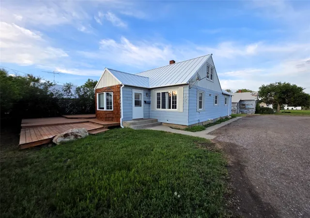 Photo 4 of Single family home for sale at 105 2nd Avenue NW, Dutton, MT 59433 | MLS# 30074581 | Listing updated on 2026-07-24