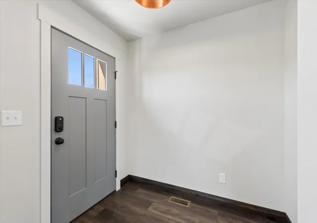 2nd image of 881 S Camas Ln, Kalispell, MT 59901 | MLS# 30074324